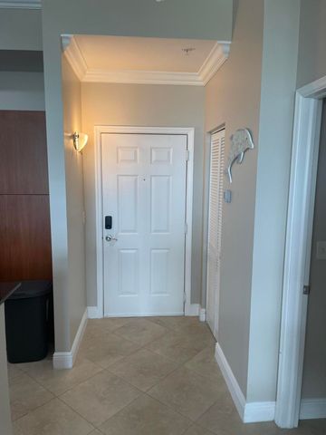 806 E Windward Way E 623, Lantana, FL 33462