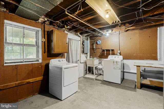 61 HERSHEY AVE, Lancaster, PA 17603
