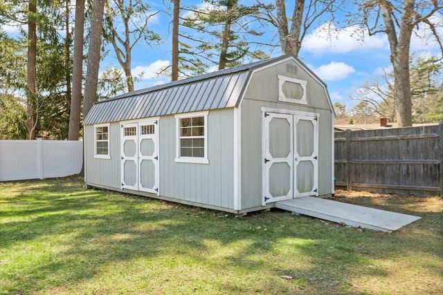 17 Francine Rd, Raynham, MA 02727