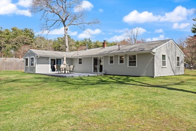 17 Francine Rd, Raynham, MA 02727