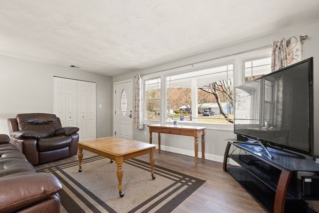 17 Francine Rd, Raynham, MA 02727