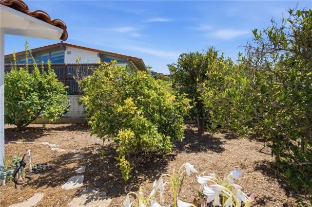 2548 Via Carrillo, Palos Verdes Estates, CA 90274