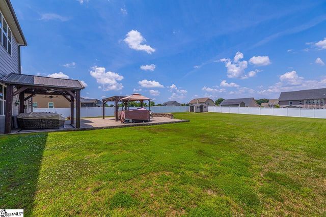 6 Cool Meadow Way, Fountain Inn, SC 29644