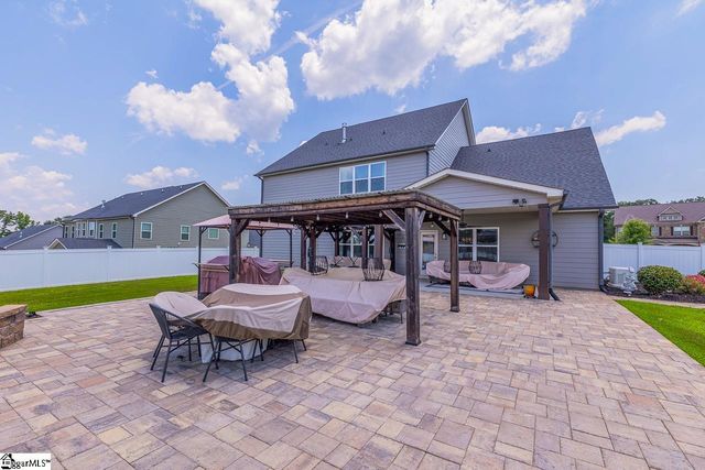 6 Cool Meadow Way, Fountain Inn, SC 29644