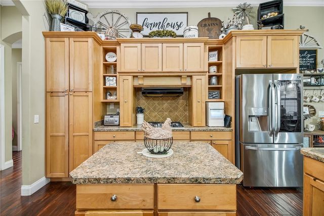 1102 MYRTLE BREEZES COURT, Fruitland Park, FL 34731