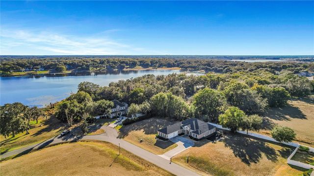 1102 MYRTLE BREEZES COURT, Fruitland Park, FL 34731