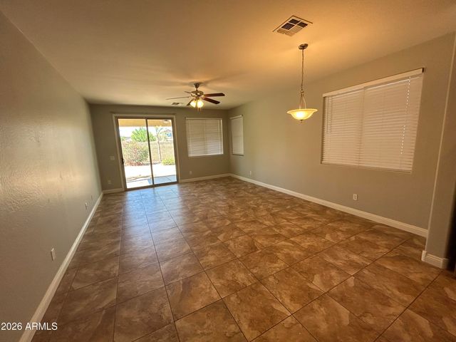1806 W PAISLEY Drive, San Tan Valley, AZ 85144