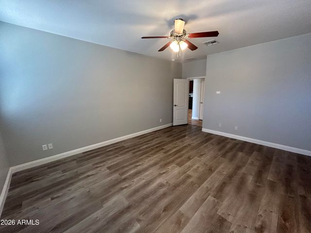 1806 W PAISLEY Drive, San Tan Valley, AZ 85144