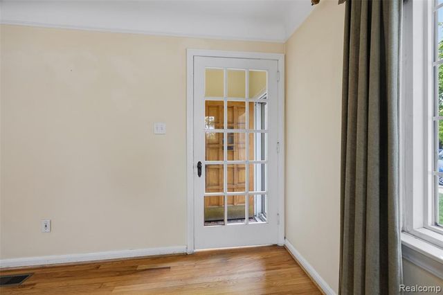 240 N Highland Street, Dearborn, MI 48128