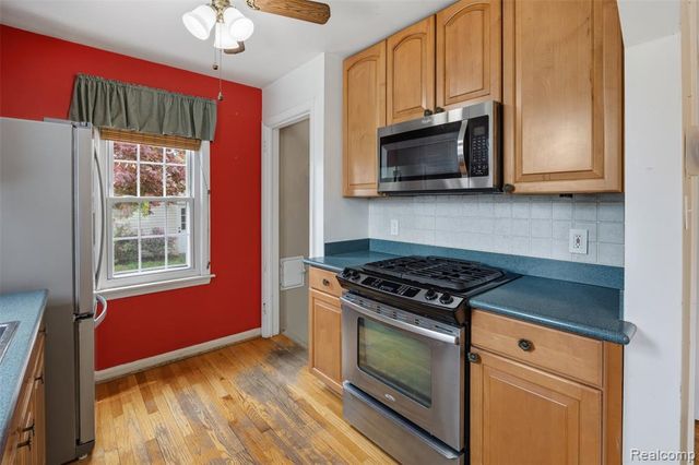 240 N Highland Street, Dearborn, MI 48128