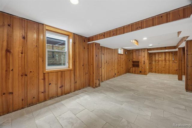 240 N Highland Street, Dearborn, MI 48128