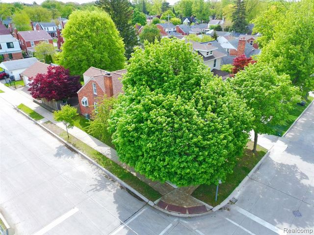 240 N Highland Street, Dearborn, MI 48128