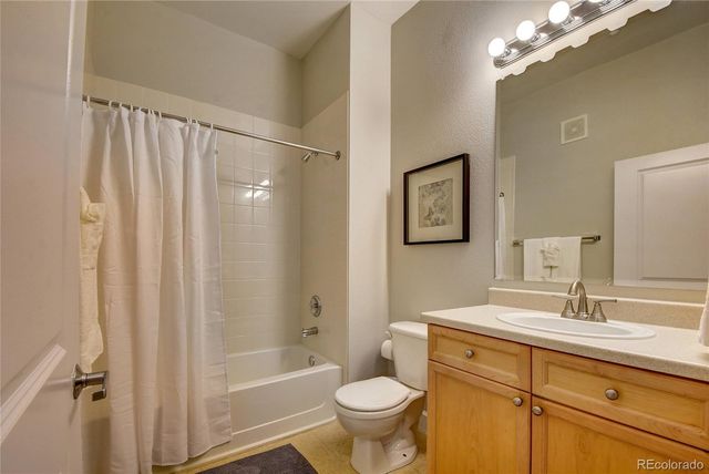 5677 Park Place 205B, Greenwood Village, CO 80111