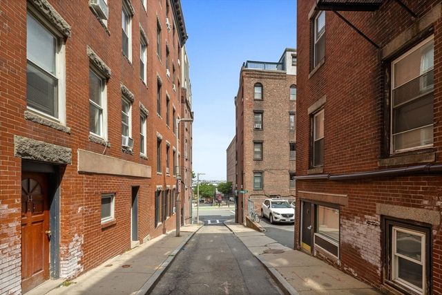 16 Foster St 7, Boston, MA 02109