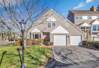 45 Greystone 45, Shelton, CT 06484