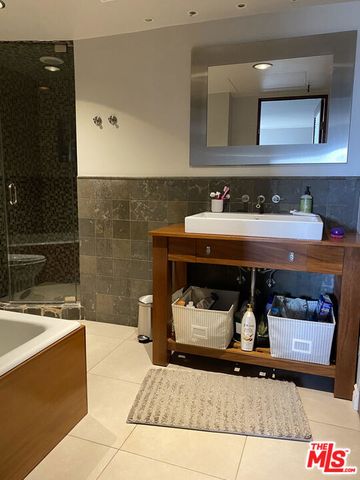 10450 WILSHIRE 6D-1, Los Angeles, CA 90024