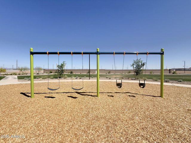 6660 E FIDDLENECK Way, San Tan Valley, AZ 85143