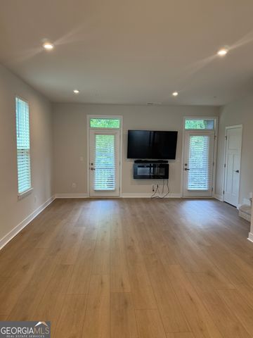 165 Climbing Ivy Circle, Fayetteville, GA 30214
