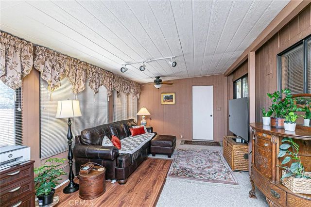1112 Cardiff, Santa Maria, CA 93455