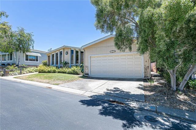 1112 Cardiff, Santa Maria, CA 93455