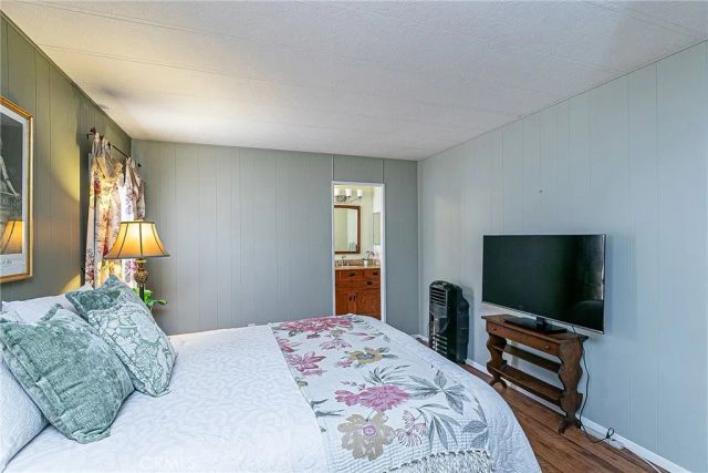 1112 Cardiff, Santa Maria, CA 93455