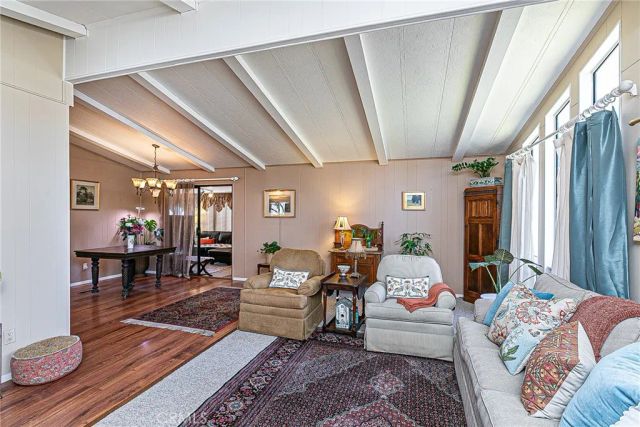 1112 Cardiff, Santa Maria, CA 93455