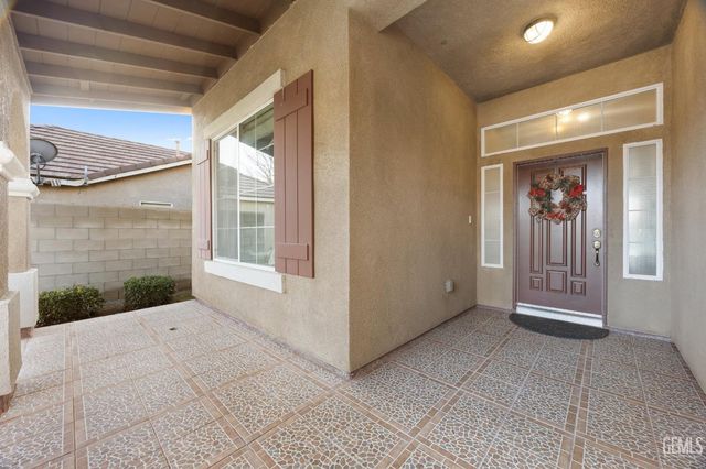 5213 Shoreview Villa Court, Bakersfield, CA 93311