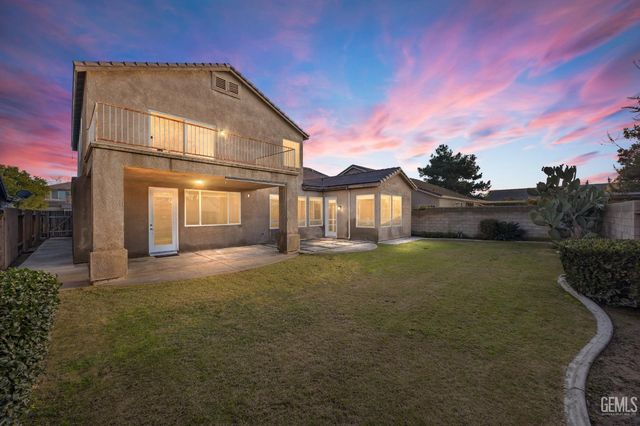 5213 Shoreview Villa Court, Bakersfield, CA 93311