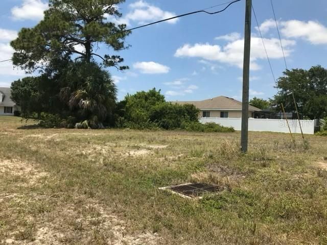 215 SW 9TH PLACE, Cape Coral, FL 33991