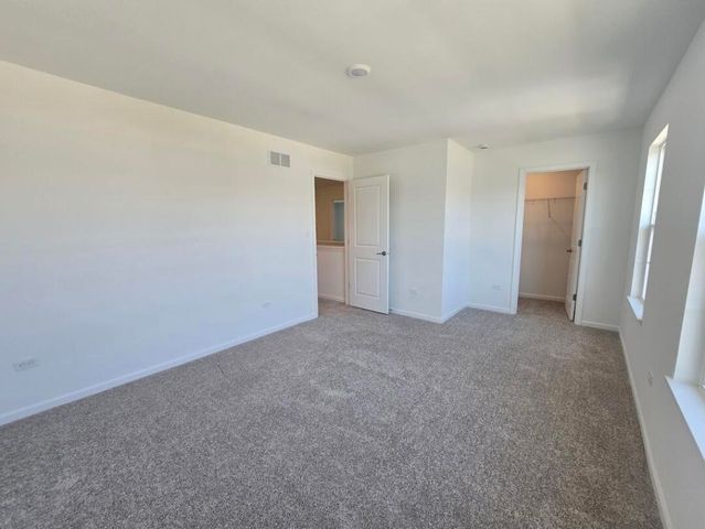 11232 Abigail Drive, Winfield, IN 46307