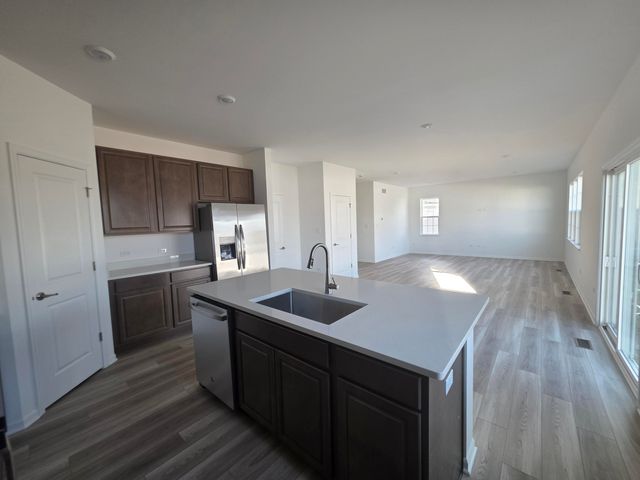 11232 Abigail Drive, Winfield, IN 46307