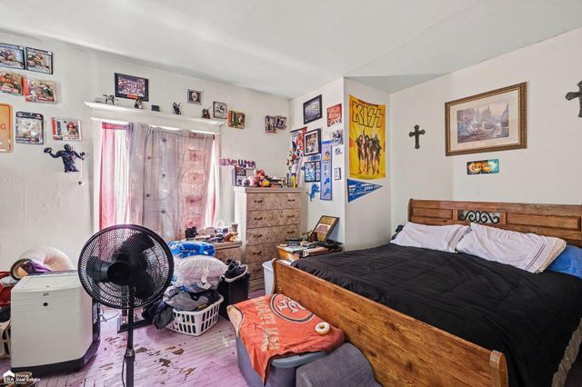 512 Bradley Street, Owosso, MI 48867