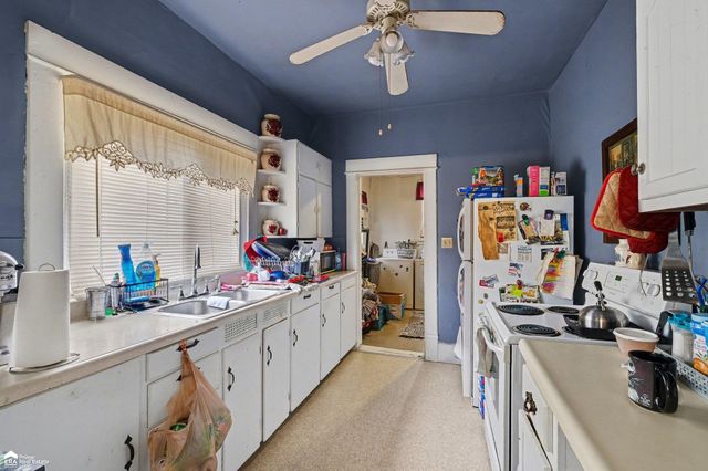 512 Bradley Street, Owosso, MI 48867