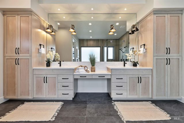 20 E Shafer View Drive, Meridian, ID 83642