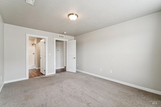 10293 Longtail Dr., Nampa, ID 83687