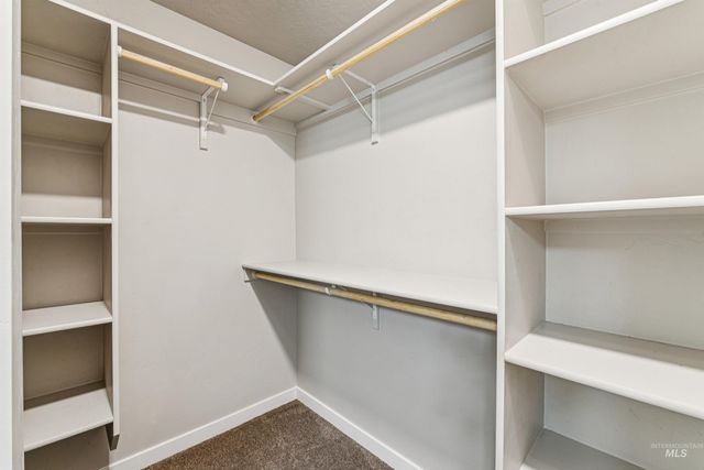 10293 Longtail Dr., Nampa, ID 83687