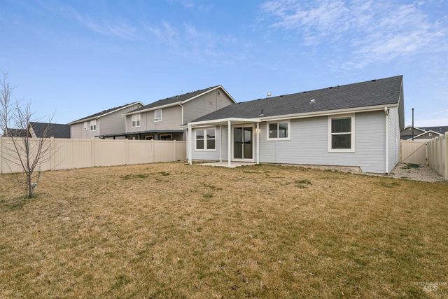 10293 Longtail Dr., Nampa, ID 83687