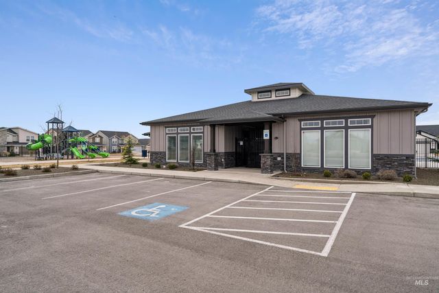 10293 Longtail Dr., Nampa, ID 83687