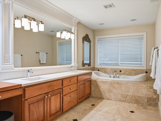 1200 Ne 146TH Ave, Vancouver, WA 98684