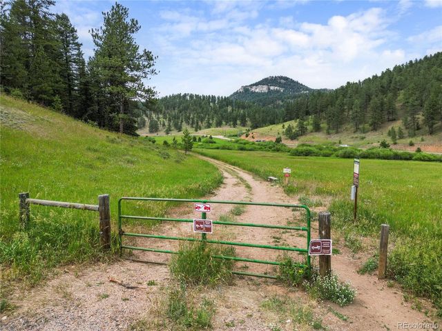 26269 Richmond Hill Rd, Conifer, CO 80433