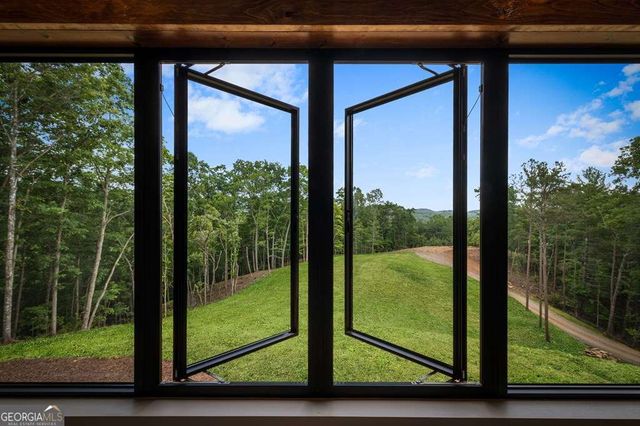 62 Tiffany Lane, Mineral Bluff, GA 30559