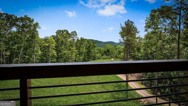 62 Tiffany Lane, Mineral Bluff, GA 30559