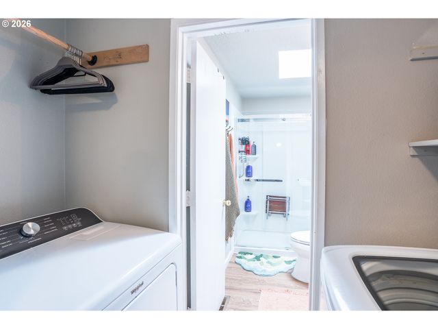 6620 Se 80TH Ave, Portland, OR 97206