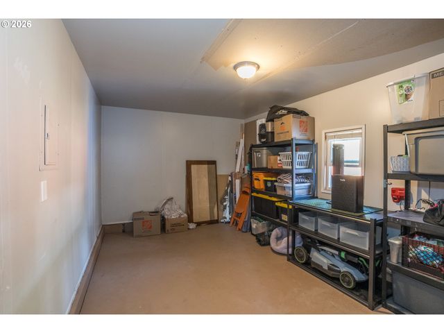 6620 Se 80TH Ave, Portland, OR 97206