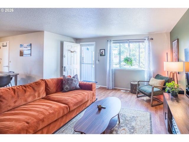 6620 Se 80TH Ave, Portland, OR 97206