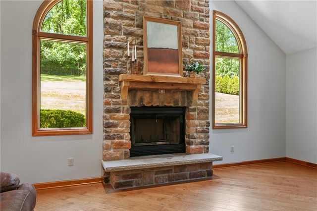 235 Ewing Rd, Collier Twp, PA 15106