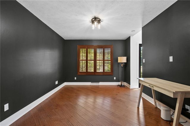 235 Ewing Rd, Collier Twp, PA 15106