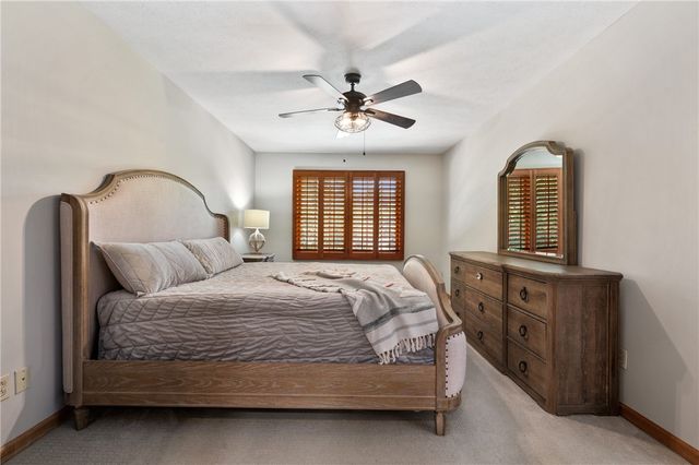 235 Ewing Rd, Collier Twp, PA 15106
