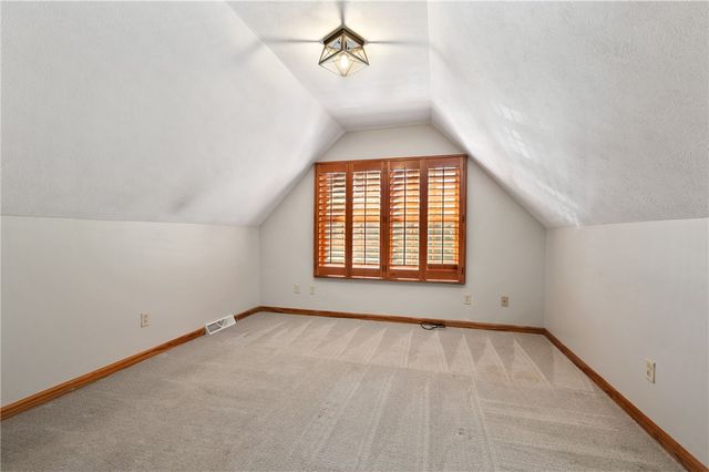 235 Ewing Rd, Collier Twp, PA 15106