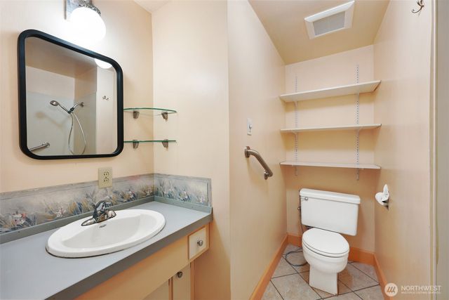 19413 88th Avenue W, Edmonds, WA 98026